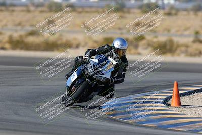 media/Jan-09-2022-SoCal Trackdays (Sun) [[2b1fec8404]]/Turn 11 (935am)/